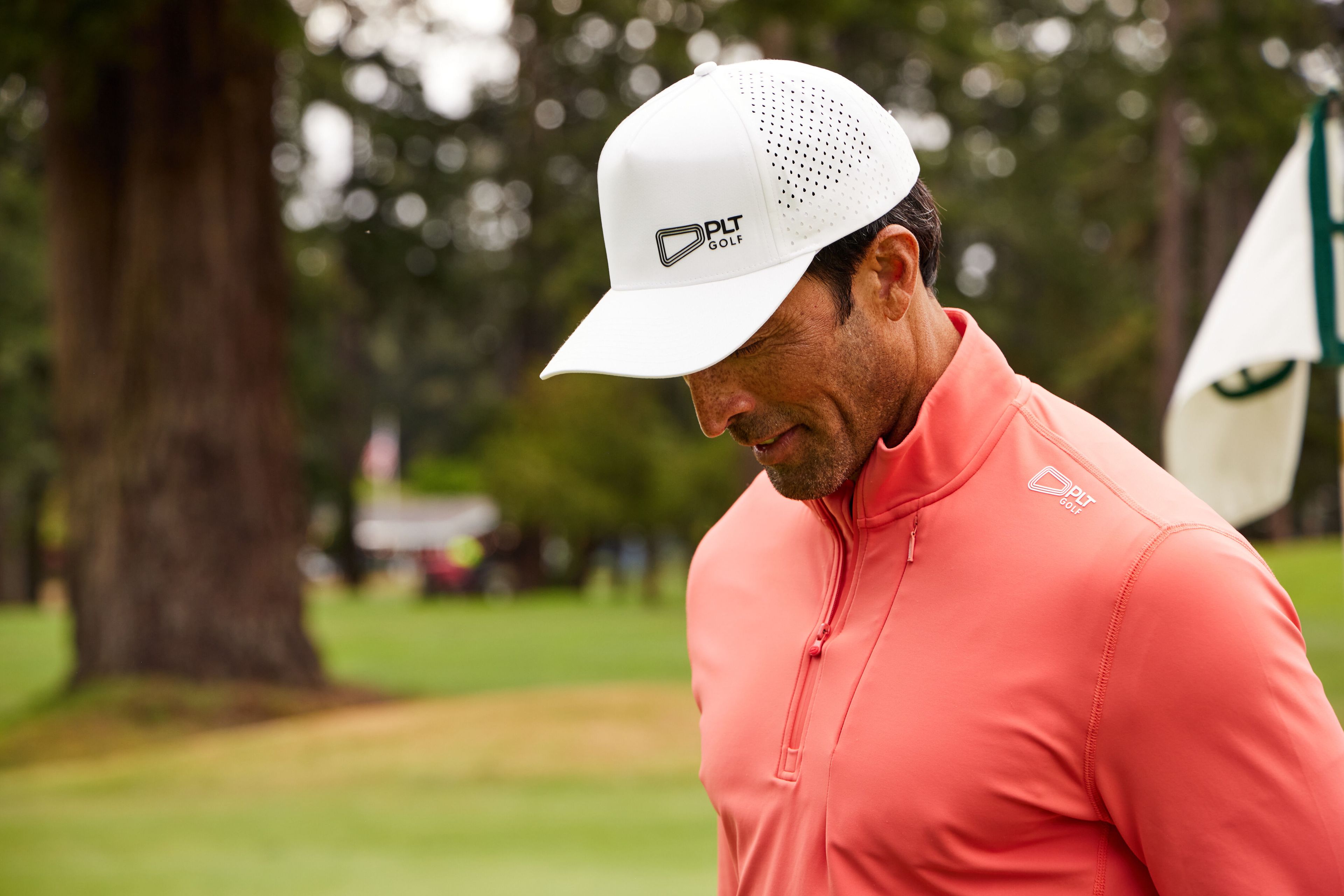 A digital-first launch for a premium golf apparel brand